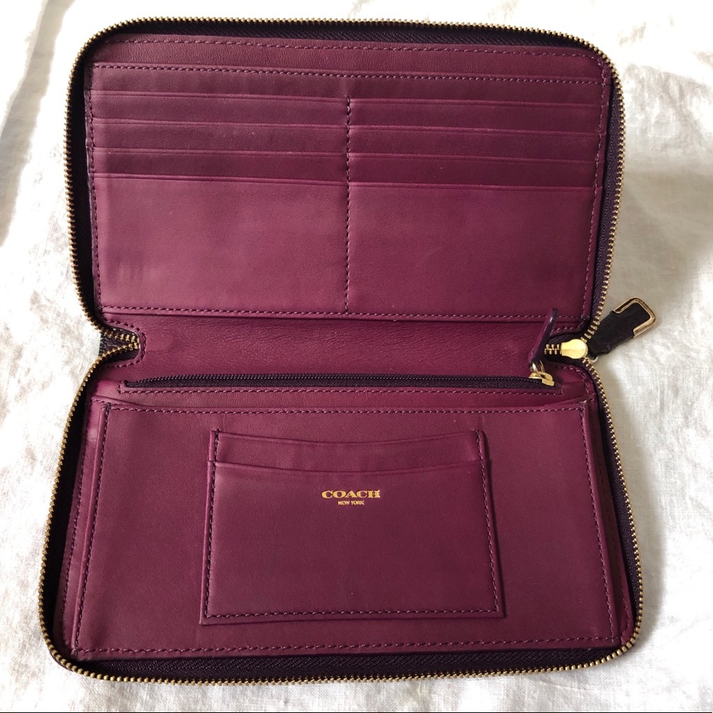 Coach Continental large pebbled leather wallet